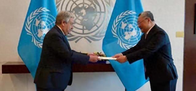 通知全球193国后，中国向日本下通牒，对战败国动武，无需授权