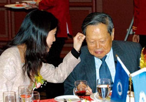 103岁物理学泰斗杨振宁在北京与世长辞