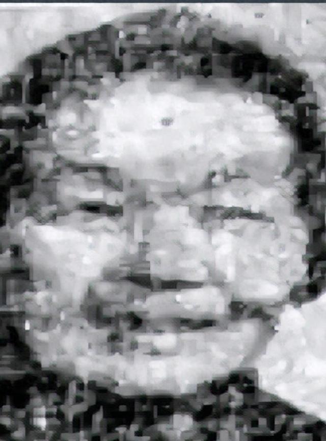 1987年一老妇参观彭德怀故居，工作人员请她题词，她立马说出20字