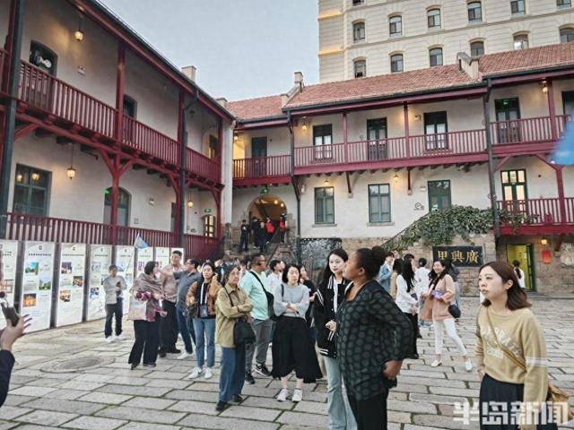 青岛“圈粉”国际友人：从青啤醇香到老城肌理，考察之旅颇受好评