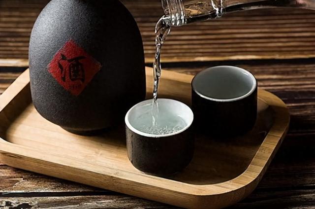 2025年口粮酒排行榜单！第一名黄盖波玢，第三名有点意外！