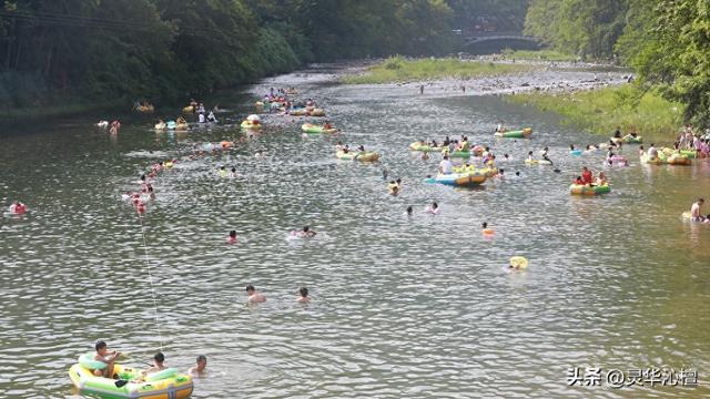 江口太平：“梵山净水·天然浴场”为游客带来清凉之旅