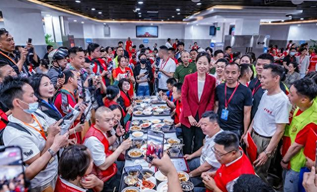 美食之都急了！广东顺德国庆开放机关食堂，为啥难成下一个荣昌？