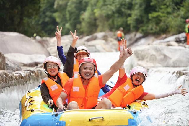 2025年郴州旅游发展大会 | 宜章莽山大峡谷漂流：夏日漂流“热” 避暑觅清凉