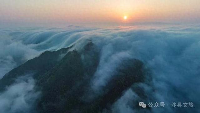 海拔1074米之上，三明这里藏着一片会流动的山！你去过吗