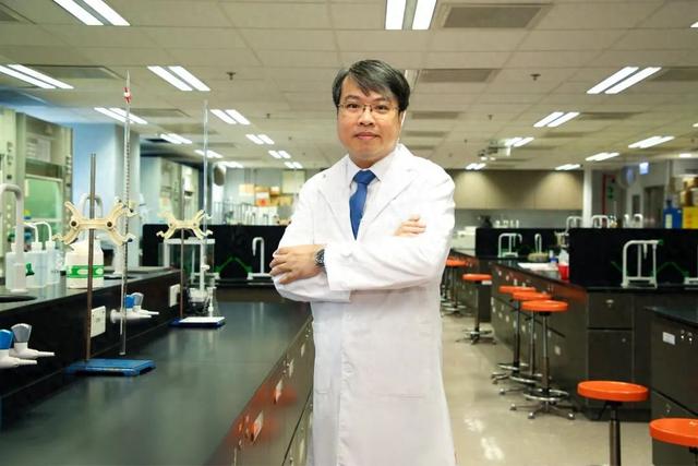 香港浸会大学“黑科技”不一般：纳米机器人来了！