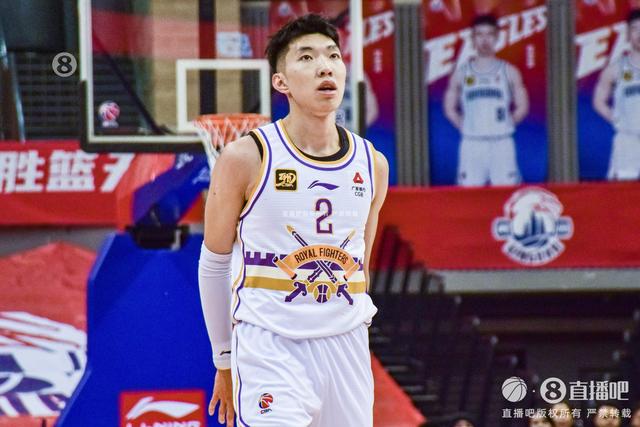 板凳发力！廖三宁替补14中7拿到20分7板 罚球8中5