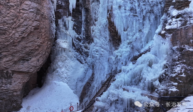 元旦假期，黄崖洞“梦幻冰雪谷”引爆太行冬游