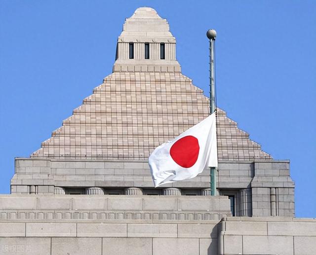 日本签字了	，高市选定中日主战场，对华开第二枪，解放军开始巡海