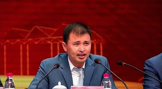 安然脱身 北京一家5口顺利套现24亿 临走前拖累甘肃国资一把