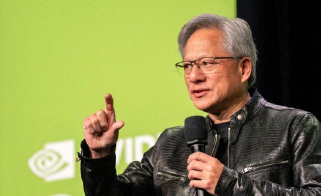 黄仁勋称轻视华为的人极其天真：已将其视为英伟达强劲对手