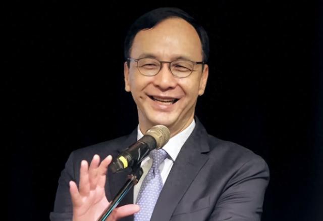 一觉醒来，国民党选举突然生变！重量级人马出战，第一时间就两岸关系表态，出乎所有人意料