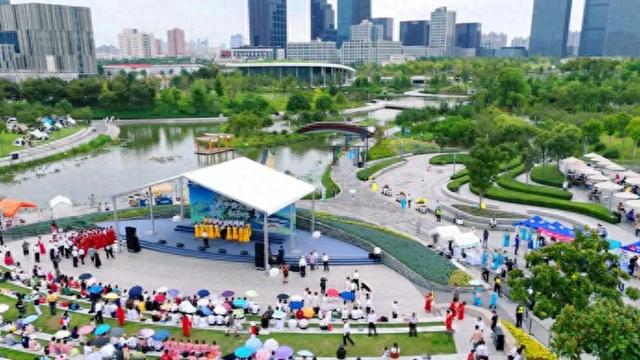 “最爱TOP.中央公园音乐嘉年华”开启，绿色剧场迎来经典回响→