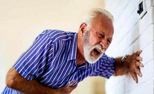 医生直言：过了70岁，身体再好也要控制3种运动	，后果怕承担不起