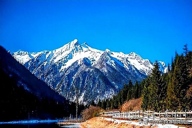 四川避暑界“天花板”，比六盘水还凉快！夏天最低温度10°C！