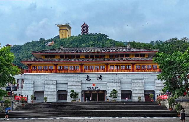 曾年入百万游客，一座"鬼文化"带火的城市，如今“鬼”都不去了？