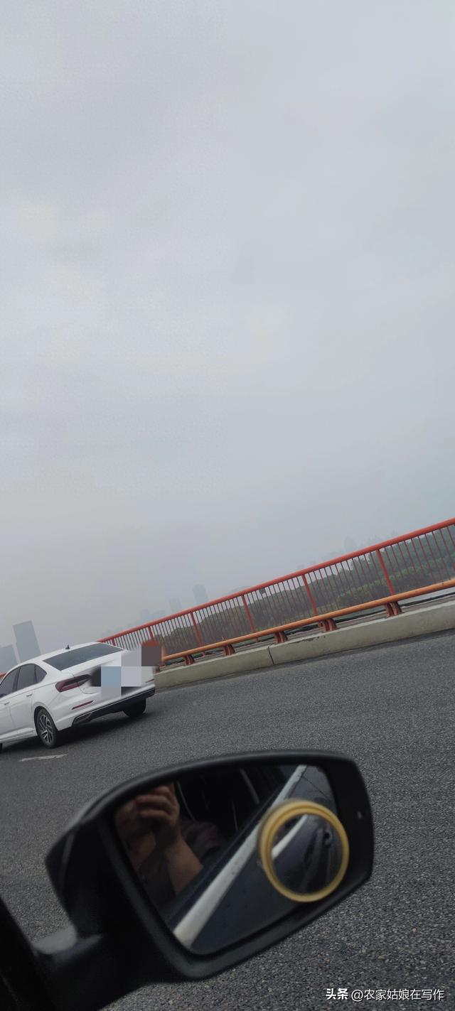 回河南老家日记（1）高速路上的见闻