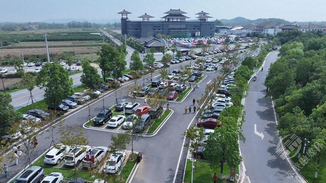 三国赤壁古战场景区：高铁票换门票+免费停车+直达公交，这波 “宠客” 太实在！