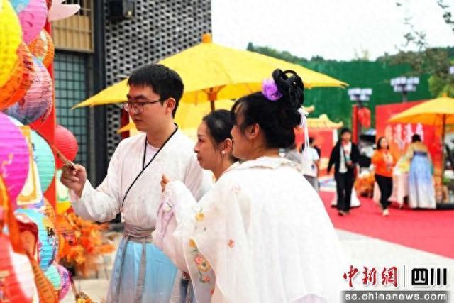 西充：双节文旅融合绽放新魅力 “有机名片”激活假日经济
