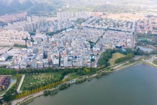 云南神村！温泉入户，村民躺赚百万！