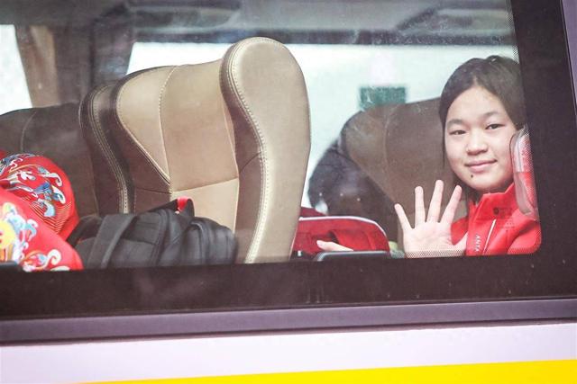 十五运跳水：全红婵完成赛前最后一练 微笑挥手告别只待明日复出首秀