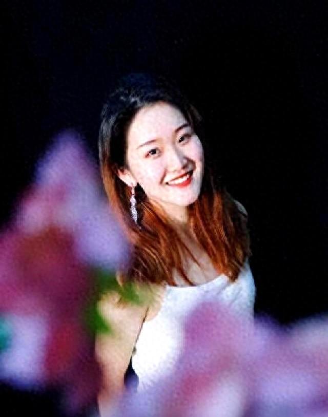 搞定35～45岁女人的最好方式：喂饱她的两个需求，她会你死心塌地