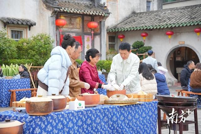 开年文旅好物双发力 “梅州造”凭什么香遍南北｜广货行天下·梅州有好料