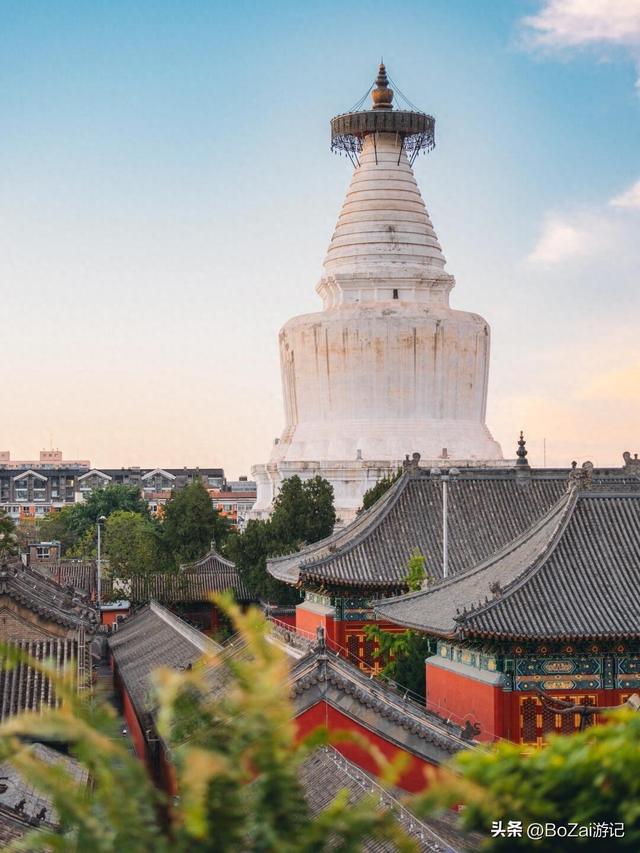 探秘北京妙应寺，700年白塔，藏着多少传奇故事