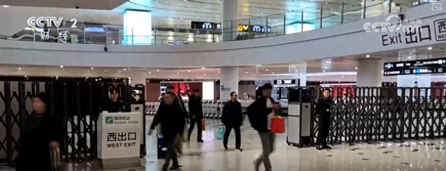 精细化贴心服务上“新” “冰雪经济”火热文旅市场“热气”升腾