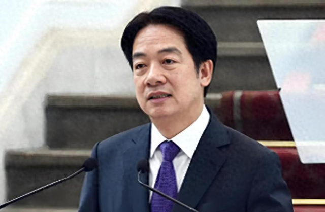 特朗普下“死命令”，美对台定位有变，我国防部发出统一最强音