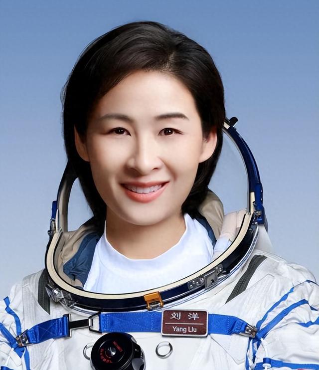女航天员在太空中，怎么能保护自己的隐私？航天女英雄牺牲太大了
