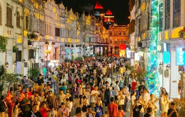 “文艺范”带动“旅游热”——海口国庆假期文旅融合成效显著