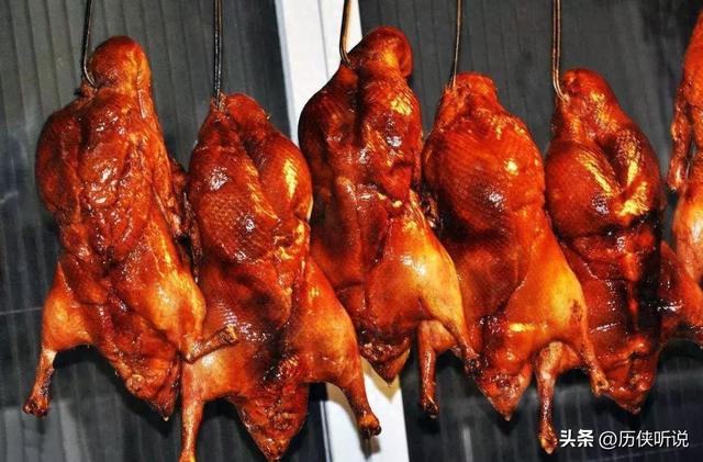 活鸭上百元一只，做成烤鸭才25元！哪来的利润？能放心吃吗？