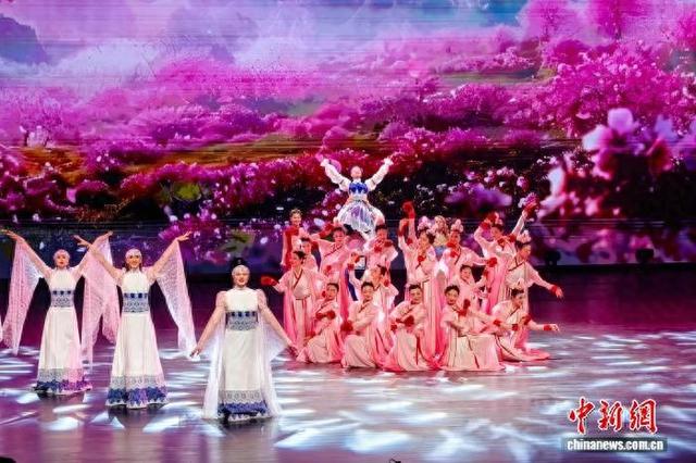 第十五届中俄文化大集启幕  特色活动释放跨国合作潜力