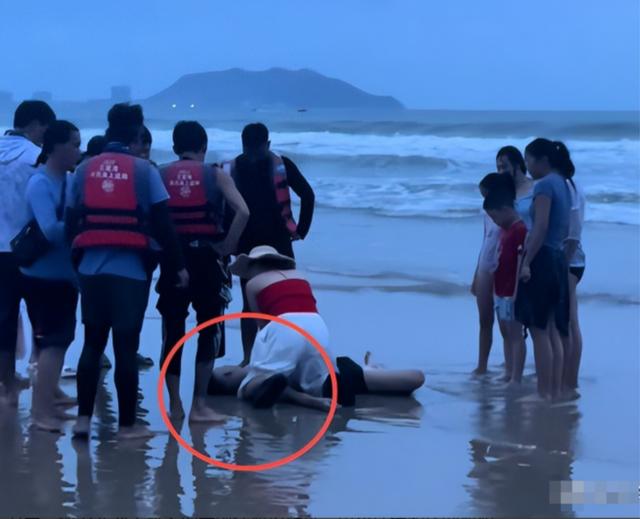男子三亚溺水后续，死者身份被扒，妻子崩溃，网友：不值得同情