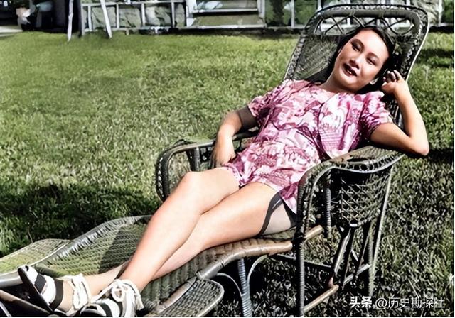 戴笠与胡蝶的真实影像，胡蝶美艳摄人心魄，戴笠面容冷峻不怒自威