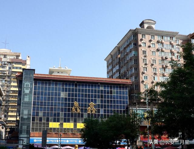 “卖炭翁”卖木炭的地方，是西安炭市街吗？
