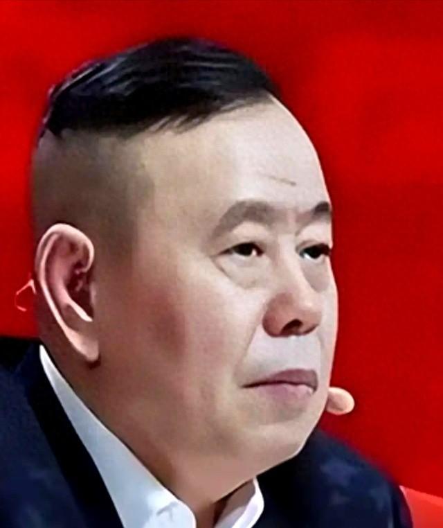被传移民美国2年后，享正师级待遇的潘长江，早已走上另一条大道.