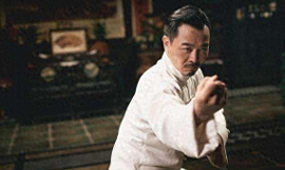 练武多年发不出整劲？原来是脊柱没活！古传秘技教你唤醒！