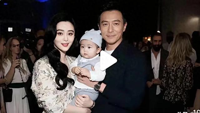 哇哦，小范很久不见，这照片是剧照啊，还是全家福呢？