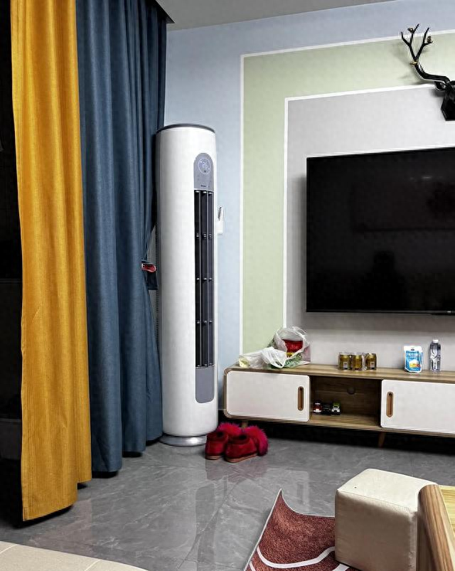 立式空调尺寸大小一般是多少（为什么装了圆形柜机空调的家庭）