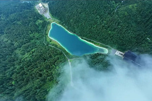 耗费600吨不锈钢，给武陵山天池换了个池底？会影响生态吗？