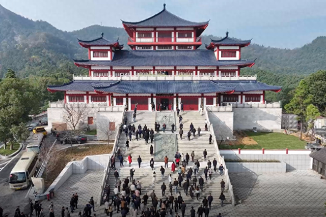 诗画安陆迎客来！白兆山巅，赴一场与诗仙的千年之约