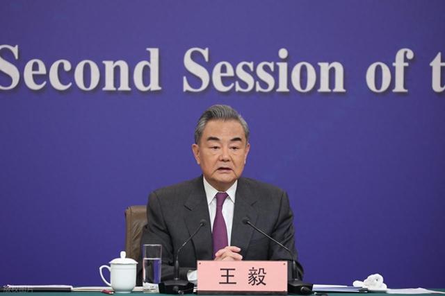 沉默10天	，中国突然对美国强硬出手，力度之大、范围之广从没见过