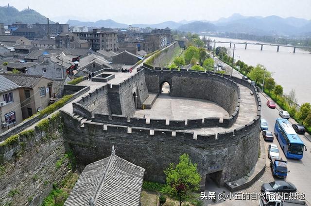 对不起，临海真的没有海！但这座小城藏着让吃货疯狂的秘密…