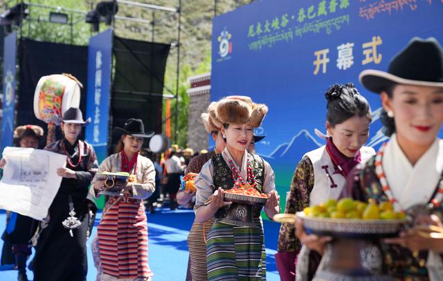 西藏：第四届藏香文化旅游节开幕