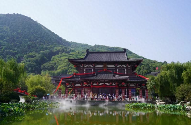 走进宣传联盟丨元旦假期背《长恨歌》免票游园