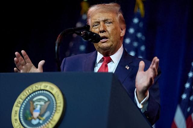 特朗普宣布：委内瑞拉将向美国移交3000万至5000万桶石油，售卖所得资金将由特朗普进行监管