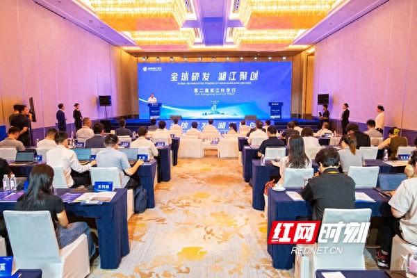 跨越山海，从科学行到科学城的全球想象