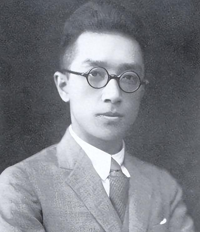 他发明一个字，被全国女性痛骂多年，如今这个字我们天天都在用